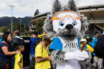 Zabivaka llegó desde Rusia a El Campín para despedir a la Selección Colombia