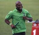 Asafa Powell ya se entrena, pero no podrá competir "en semanas"