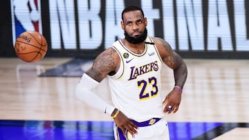 LAKE BUENA VISTA, FLORIDA - OCTOBER 11: LeBron James #23 of the Los Angeles Lakers reacts during the second quarter against the Miami Heat in Game Six of the 2020 NBA Finals at AdventHealth Arena at the ESPN Wide World Of Sports Complex on October 11, 2020 in Lake Buena Vista, Florida. NOTE TO USER: User expressly acknowledges and agrees that, by downloading and or using this photograph, User is consenting to the terms and conditions of the Getty Images License Agreement.   Douglas P. DeFelice/Getty Images/AFP
 == FOR NEWSPAPERS, INTERNET, TELCOS &amp; TELEVISION USE ONLY ==