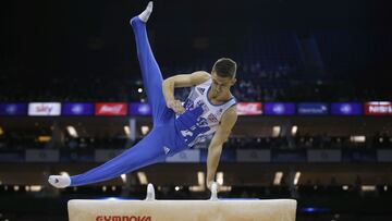 El gimnasta británico Max Whitlock, durante la prueba de la Copa del Mundo de Gimnasia en Londres en 2017.