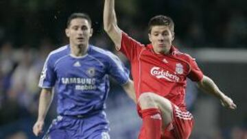 <b>PASO A PASO.</b> El español Xabi Alonso, del Liverpool, asegura que la plantilla de Anfield afronta los partidos uno a uno y dice que es importante que los jugadores no se obsesionen con el liderato del torneo.