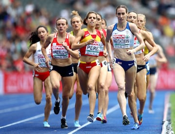 De Soria, Marta Pérez corre sus segundos Mundiales tras Londres. Se entrena en Madrid, con Antonio Serrano, y se enfrenta a una de las pruebas con más nivel medio de estos Mundiales. Ella ha corrido en 4:05.85.