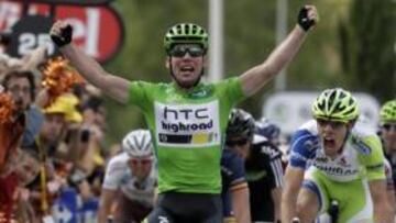 <b>EXULTANTE. </b>Cavendish consiguió ayer su 19ª etapa en el Tour.