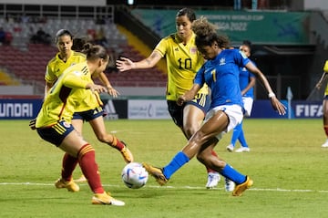 La Selección Colombia perdió 1-0 ante Brasil en cuartos de final y quedó eliminada del Mundial Femenino Sub 20. La Canarinha, a semis.