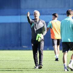 “Tenemos el peso de la historia en la categoría con el Deportivo. Y el Murcia está en ese podio”