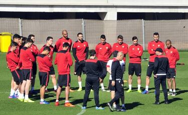 Shakespeare believes Leicester can win Champions League