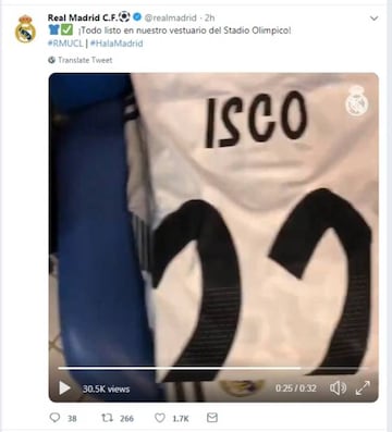 La equipación de Isco, preparada en el vestuario del Olímpico.