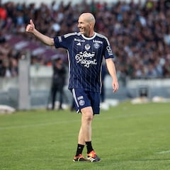 Watch: Zidane shows he’s still got it with silky skills