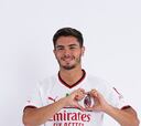 Brahim: “En Milan soy feliz dentro y fuera del campo. Quiero dar todo”