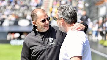 Romero departe con Sergio González.