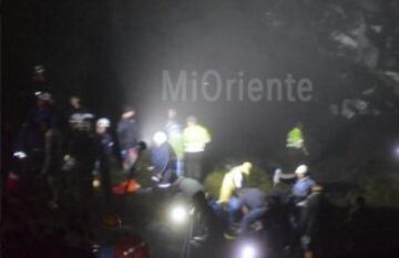 Im¨¢genes de las operaciones de rescate del accidente a¨¦reo del vuelo que transportaba al Chapecoense.