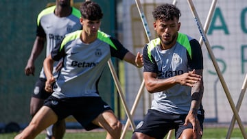 Rui Borges, DT del Sporting, valora el fichaje de Luis Javier Suárez.