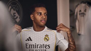 Rodrygo Goes con la nueva equipación del Real Madrid para la temporada 2025-26.