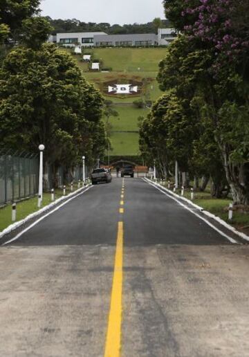 Imágenes del nuevo centro de entrenamiento Granja Comary en Teresópolis, Río de Janeiro, donde el equipo nacional de fútbol de Brasil va a entrenar para el Mundial.