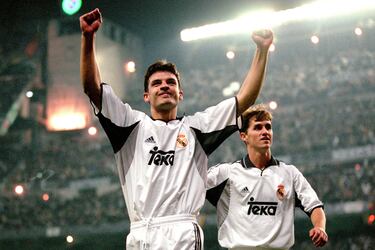 
El delantero protagonizó un culebrón y el Zaragoza estuvo a punto de solicitar su inhabilitación. El jugador estaba citado para incorporarse a la pretemporada del club aragonés y desde La Romareda dieron dos ultimátums al Madrid para que abonara la cláusula. Incluso un emisario del Zaragoza estaba preparado en la sede de LaLiga para interponer la denuncia. Pasado el mediodía, a 50 minutos de que venciera el plazo, el Zaragoza confirmó que había recibido el talón por el traspaso de Morientes, que pasó seis temporadas y media en el Madrid, jugó 272 partidos y marcó 100 goles. 
