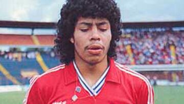 René Higuita en el arco de Millonarios