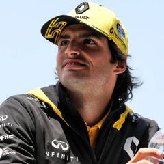 Sainz, la primera opción de Red Bull si Ricciardo se marcha