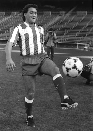 Jugó con el Atlético de Madrid la temporada 86/87