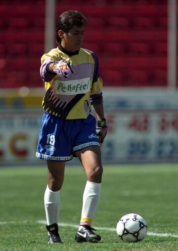 Jorge Campos: Las playeras más estrafalarias