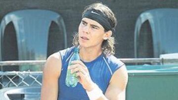 <b>SIN PRISA. </b>Nadal y su equipo prefieren una total recuperación antes de volver a las pistas.