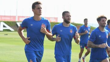 Bernardo Espinosa listo para su segundo partido en Liga de España ante el Real Madrid