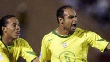 <B>ENFADADO.</B> Emerson está muy enfadado por la publicación de una información en la que se hablaba de su deseo de fichar por el Madrid.