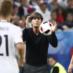 Joachim Löw renueva con la selección alemana hasta 2020