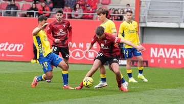 Bauza, autor del gol rojillo, en un momento del partido ante Las Palmas.