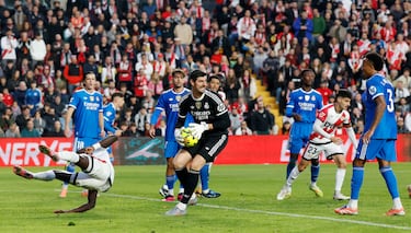 Valverde y Courtois se quedan en tierra