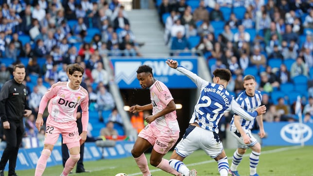 Otra polémica arbitral y locura de goles en Anoeta
