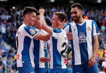 Espanyol 1-0 Atlético de Madrid | Pedrosa se adentró en el área, llegó hasta la línea de fondo, puso el pase raso hacia atrás y Godín hizo el resto. El capitán rojiblanco se tiró al suelo para despejar el balón, con tan mala suerte que se metió en propia puerta.