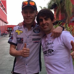 El pluriempleo de Simón: piloto de Moto2 y asistente de Rabat