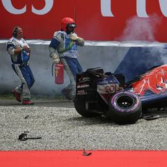 Alarma en Austria: Bananas y pianos rompen 3 suspensiones