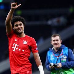 En Londres se acuerdan del héroe del Bayern al que dejaron salir por la puerta de atrás...