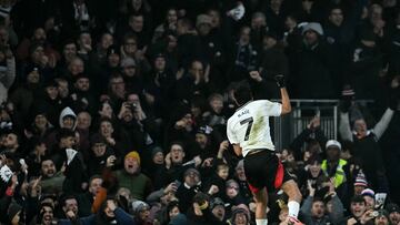 Fulham's Mexican striker #07 Raul Jimenez celebrates scoring the team's first goal during the English Premier League football match between Fulham and Bournemouth at Craven Cottage in London on December 29, 2024. (Photo by JUSTIN TALLIS / AFP) / RESTRICTED TO EDITORIAL USE. No use with unauthorized audio, video, data, fixture lists, club/league logos or 'live' services. Online in-match use limited to 120 images. An additional 40 images may be used in extra time. No video emulation. Social media in-match use limited to 120 images. An additional 40 images may be used in extra time. No use in betting publications, games or single club/league/player publications. /
