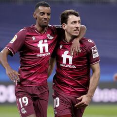 Aprobados y suspensos de la Real: Oyarzabal prendió un mecha que se apagó pronto