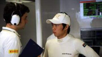 Qing HUa, piloto chino de Fórmula 1.