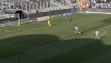 Lucero enfrentó solo a De Paul y esto pasó: todo Chile habla de esta jugada del Superclásico