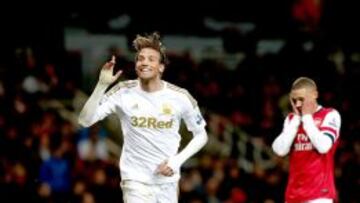 El delantero del Swansea, el espa&ntilde;ol Michu, fue la estrella ante el Arsenal.