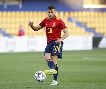 Debut: 3/9/20 Liga de las Naciones. Alemania 1-1 España.  
