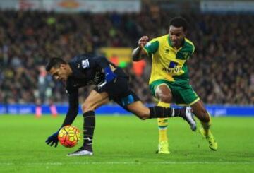 Así fue el ingrato partido de Alexis ante Norwich