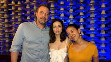 El beso y las caricias que confirman el romance de Ben Affleck y Ana de Armas