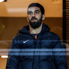 Arda quiere retirarse en el Galatasaray: Terim, dispuesto