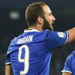 De Laurentiis, de Higuaín: "Nos traicionó, tiene poca cultura…"