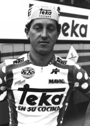 Ángel Camarillo Lorens le llamaban Petete porque iba a las carreras cargada con sus libros de Económicas.