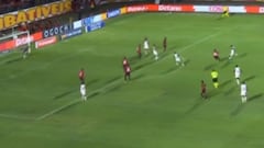 Pulgar vuelve a demostrar su calidad con este golazo en el Flamengo: ¡bombazo del chileno!