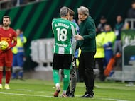Pellegrini habla con Deossa.