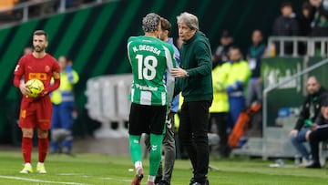 Pellegrini habla con Deossa.