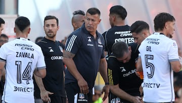 Futbol, Union Espanola vs Colo Colo.
Fecha 1, Campeonato Nacional .
El entrenador de Colo Colo Jorge Almiron es fotografiado durante el partido de primera division disputado en el estadio SEK Santa Laura Santiago, Chile.
17/02/24
Javier Salvo/Photosport
Football, Union Espanola vs Colo Colo
1nd turn, 2024 National Championship.
Colo Colo´s coach Jorge Almiron
is photographed during the first division match played at the SEK Santa Laura Santiago stadium, Chile.
17/02/24
Javier Salvo/Photosport