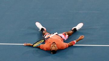 Nick Kyrgios se lamenta durante su partido ante Rafa Nadal en el Open de Australia 2020.